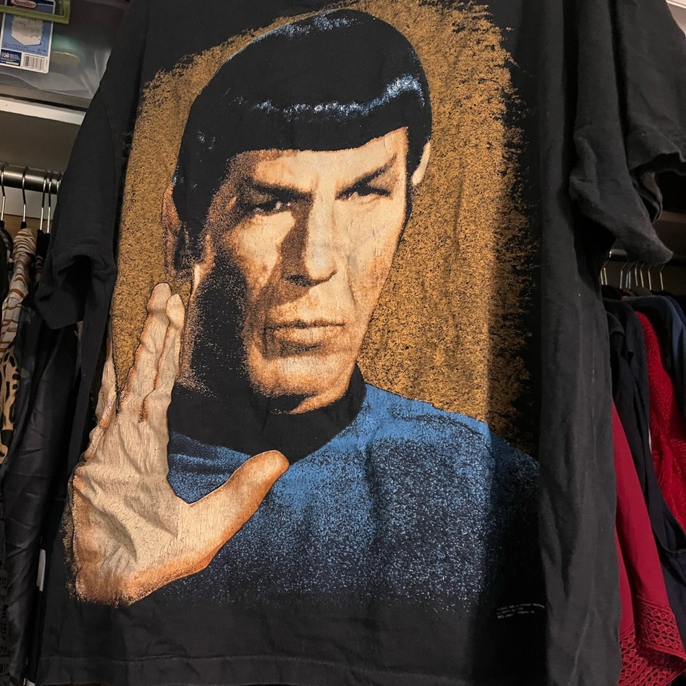 Vintage 90’s XL Spock tee shirt